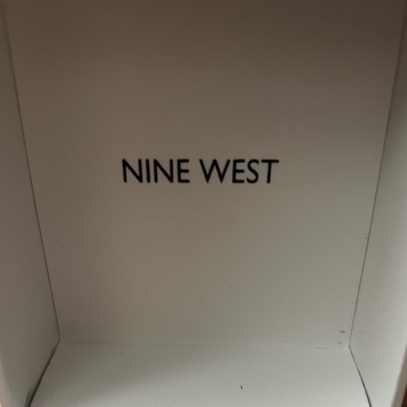 Nine West watch - Picture 3 of 4